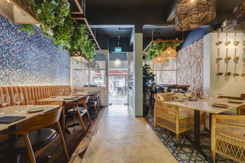 ✨ Prime F&B Shophouse on Keong Saik Road, Keong Saik Road | Neil Road | Bukit Pasoh Road, 1,400 sqft, Food & Beverage For Rent, by Evon Tan 陈玉凤, 500186951 - Dining Room - CommercialGuru.com.sg