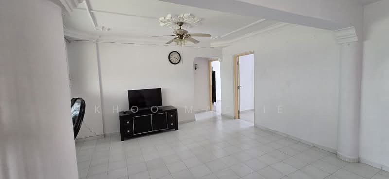 436 Fajar Road, 436 Fajar Road, 3 Bedrooms, 1,119 sqft, HDB Flat For Rent, by Khoo Maggie, 500186952 - Living Room - PropertyGuru.com.sg
