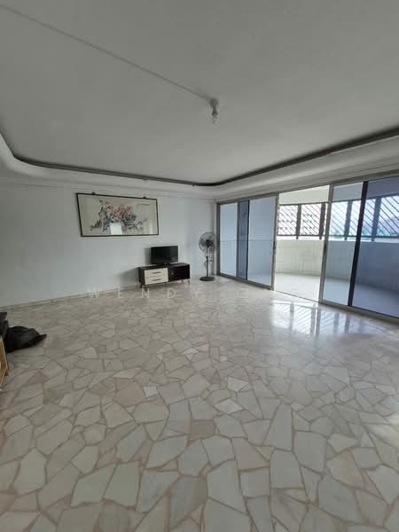 641 Hougang Avenue 8, 641 Hougang Avenue 8, 3 Bedrooms, 1,291 sqft, HDB Flat For Sale, by Wendy Ong, 500186953 - Living Room - PropertyGuru.com.sg