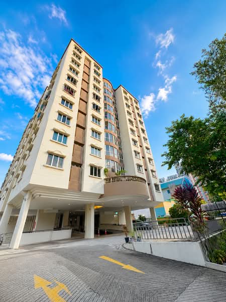 St Francis Court, 90 Saint Francis Road, 2 Bedrooms, 818 sqft, Apartment For Sale, by Melody Liew, 500186958 - Exterior - PropertyGuru.com.sg