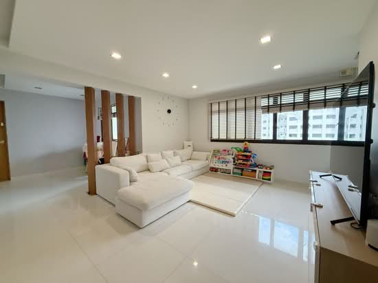 For Sale - 405 Admiralty Link