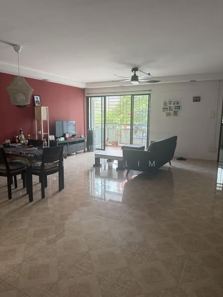203B Compassvale Road, 203B Compassvale Road, 3 Bedrooms, 1,184 sqft, HDB Flat For Rent, by Lina Lim, 500186975 - Living Room - PropertyGuru.com.sg