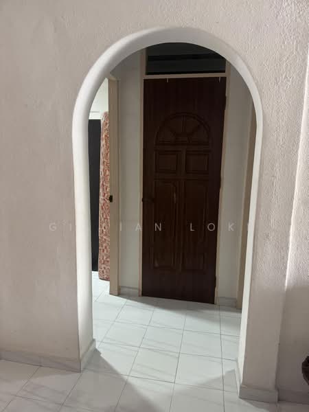 419 Bedok North Street 1, 419 Bedok North Street 1, 2 Bedrooms, 732 sqft, HDB Flat For Rent, by Gillian Loke, 500186989 - Corridor - PropertyGuru.com.sg
