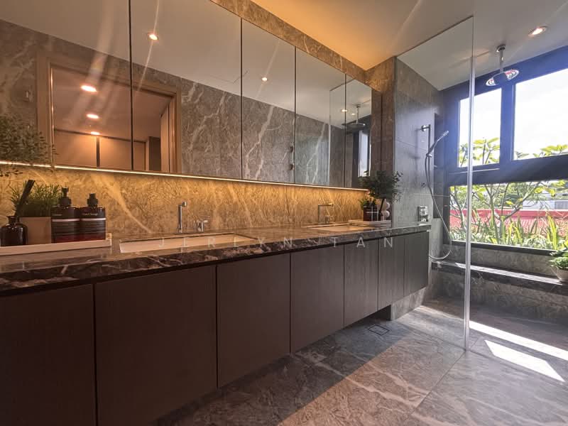Fernhill Road, Stevens Close, Dalvey Road, Fernhill Road, Stevens Close, Dalvey Road, 6 Bedrooms, 7,441 sqft, Semi-Detached House For Sale, by Jerlyn Tan, 500186990 - Bathroom - PropertyGuru.com.sg
