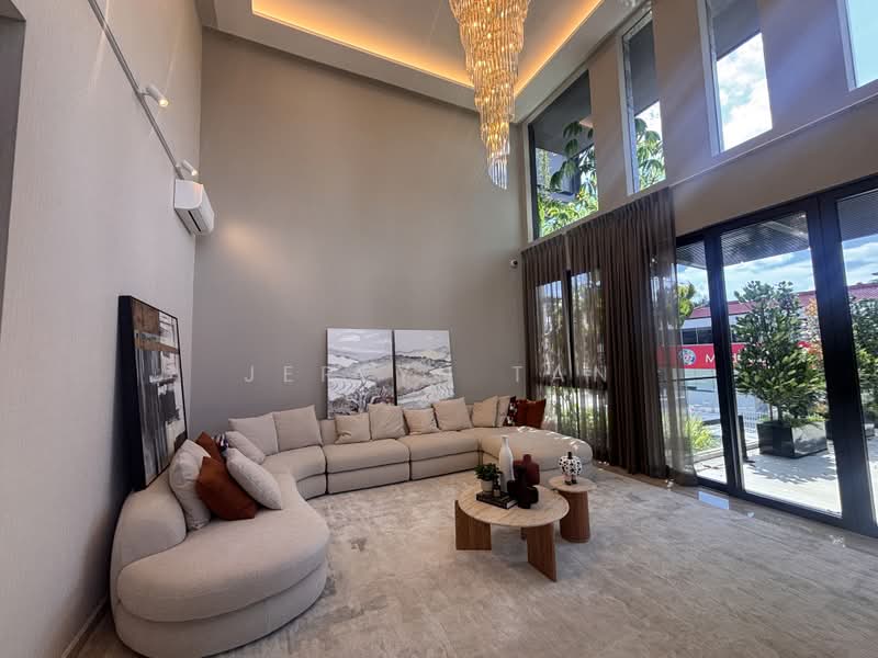 Fernhill Road, Stevens Close, Dalvey Road, Fernhill Road, Stevens Close, Dalvey Road, 6 Bedrooms, 7,441 sqft, Semi-Detached House For Sale, by Jerlyn Tan, 500186990 - Living Room - PropertyGuru.com.sg