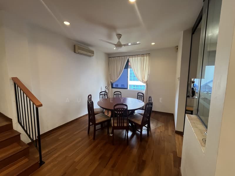 28B Lor H Telok Kurau D15, Lorong H Telok Kurau, 3 Bedrooms, 1,872 sqft, Walk-up Apartment For Sale, by Audrey Lee, 500187010 - Dining Room - PropertyGuru.com.sg