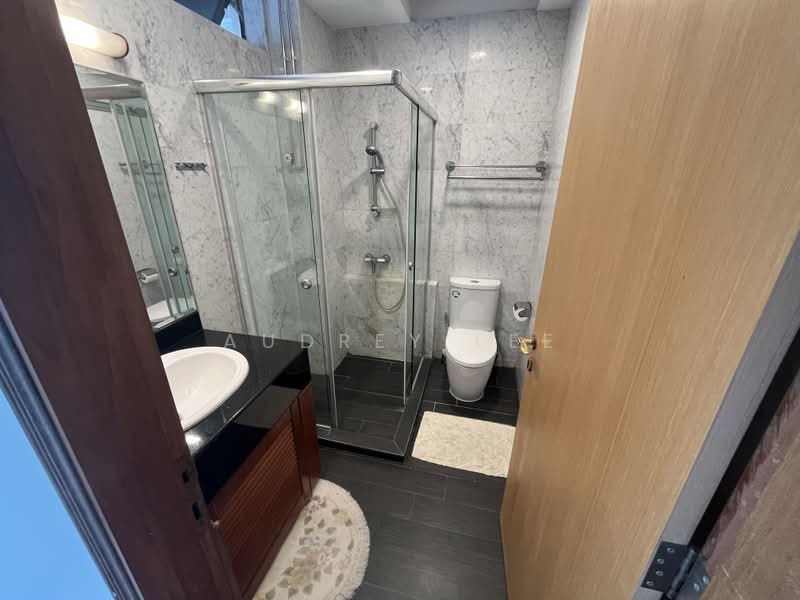 28B Lor H Telok Kurau D15, Lorong H Telok Kurau, 3 Bedrooms, 1,872 sqft, Walk-up Apartment For Sale, by Audrey Lee, 500187010 - Bathroom - PropertyGuru.com.sg