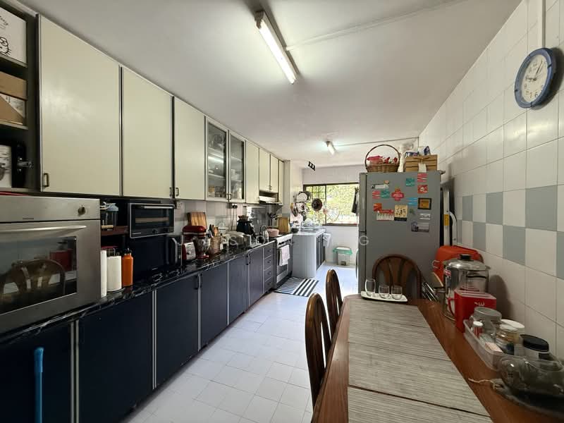 334 Clementi Avenue 2, 334 Clementi Avenue 2, 3 Bedrooms, 990 sqft, HDB Flat For Sale, by Jason Ng, 500187014 - Kitchen - PropertyGuru.com.sg