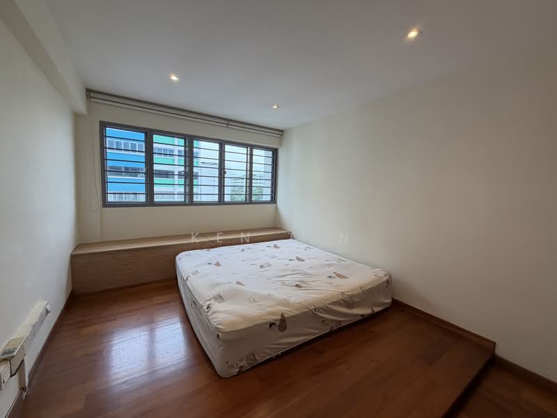 240 Yishun Ring Road, 240 Yishun Ring Road, 3 Bedrooms, 1,302 sqft, HDB Flat For Sale, by Ken Tan, 500187019 - Bedroom - PropertyGuru.com.sg