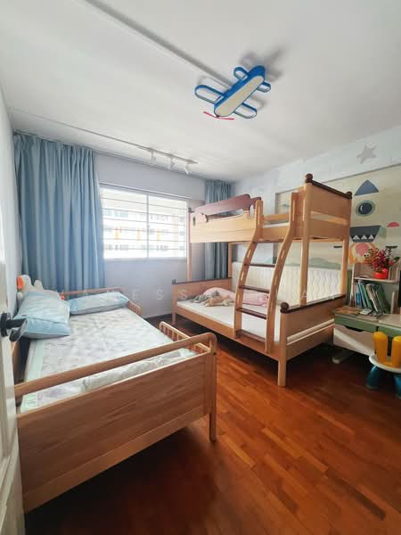 469 Jurong West Street 41, 469 Jurong West Street 41, 3 Bedrooms, 1,625 sqft, HDB Flat For Sale, by Vanessa Duan, 500187020 - Bedroom - PropertyGuru.com.sg