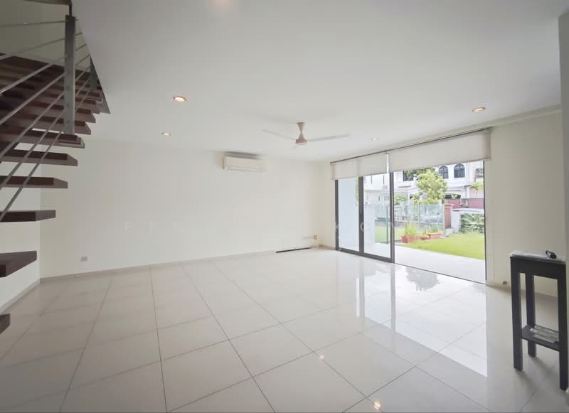 Jalan Gendang / Bright Hill MRT/ Faber Garden Estate/ Upper Thomson, Jalan Gendang, 4 Bedrooms, 2,600 sqft, Semi-Detached House For Rent, by Fengwen Kong (Feng), 500187041 - Living Room - PropertyGuru.com.sg