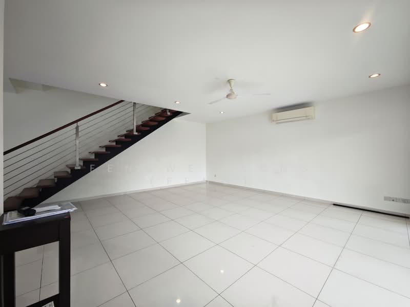 Jalan Gendang / Bright Hill MRT/ Faber Garden Estate/ Upper Thomson, Jalan Gendang, 4 Bedrooms, 2,600 sqft, Semi-Detached House For Rent, by Fengwen Kong (Feng), 500187041 - Interior - PropertyGuru.com.sg