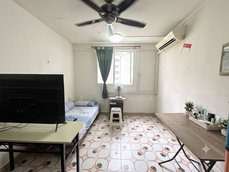 120 Lorong 2 Toa Payoh, 120 Lorong 2 Toa Payoh, 1 Bedroom, 431 sqft, HDB Flat For Sale, by Dylan Lee, 500187049 - Bedroom - PropertyGuru.com.sg