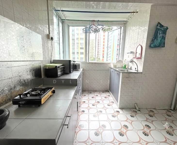 120 Lorong 2 Toa Payoh, 120 Lorong 2 Toa Payoh, 1 Bedroom, 431 sqft, HDB Flat For Sale, by Dylan Lee, 500187049 - Kitchen - PropertyGuru.com.sg