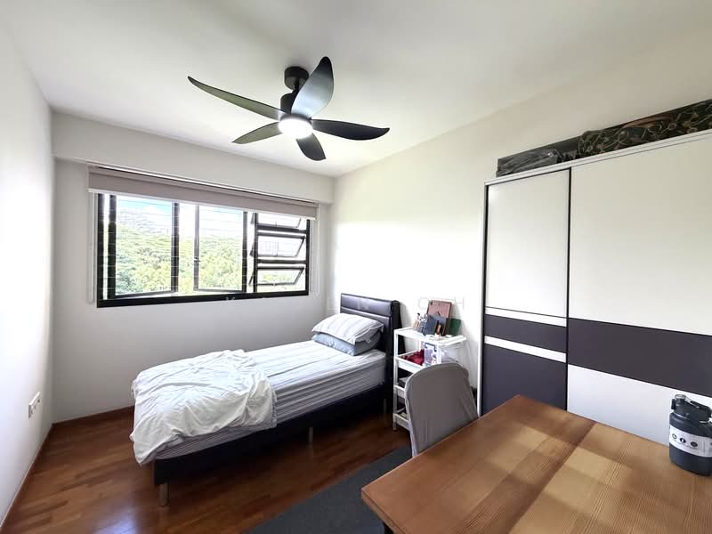 467B Bukit Batok West Avenue 9, 467B Bukit Batok West Avenue 9, 3 Bedrooms, 1,216 sqft, HDB Flat For Sale, by Kaven Oh, 500187050 - Bedroom - PropertyGuru.com.sg