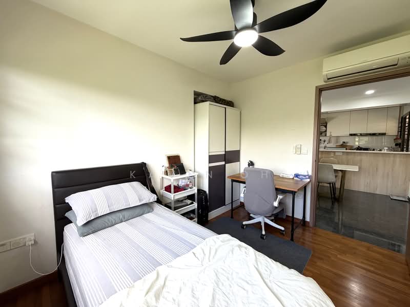 467B Bukit Batok West Avenue 9, 467B Bukit Batok West Avenue 9, 3 Bedrooms, 1,216 sqft, HDB Flat For Sale, by Kaven Oh, 500187050 - Bedroom - PropertyGuru.com.sg