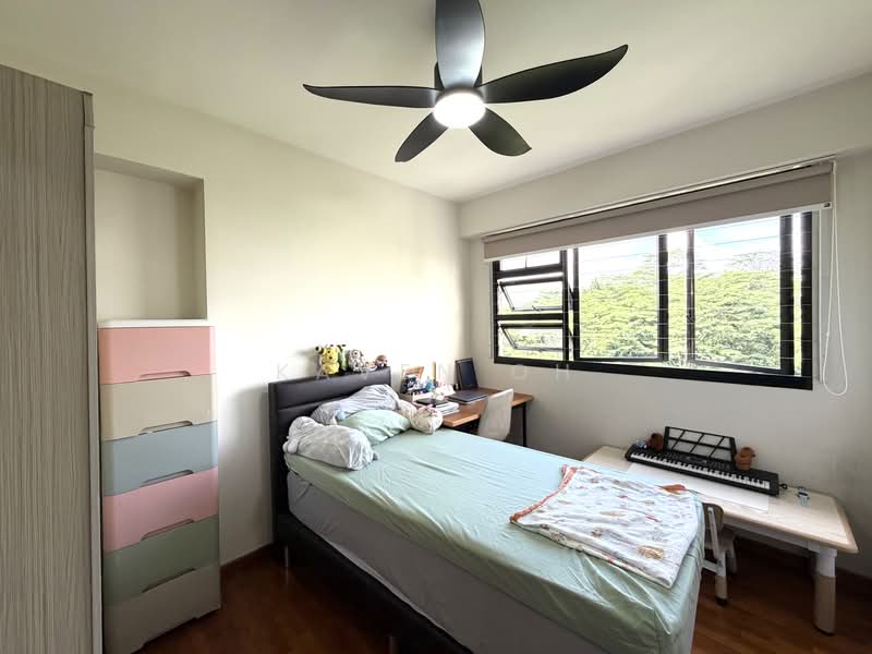 467B Bukit Batok West Avenue 9, 467B Bukit Batok West Avenue 9, 3 Bedrooms, 1,216 sqft, HDB Flat For Sale, by Kaven Oh, 500187050 - Bedroom - PropertyGuru.com.sg
