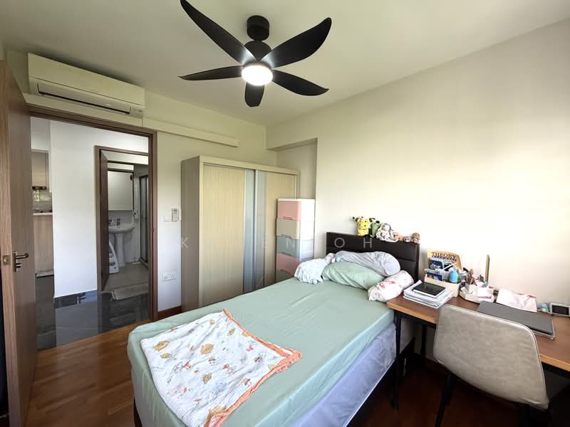 467B Bukit Batok West Avenue 9, 467B Bukit Batok West Avenue 9, 3 Bedrooms, 1,216 sqft, HDB Flat For Sale, by Kaven Oh, 500187050 - Bedroom - PropertyGuru.com.sg