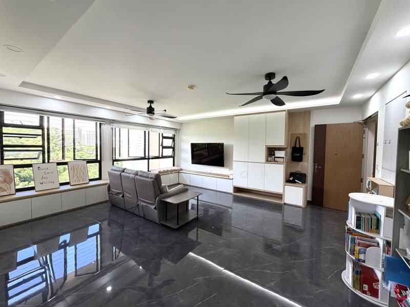 467B Bukit Batok West Avenue 9, 467B Bukit Batok West Avenue 9, 3 Bedrooms, 1,216 sqft, HDB Flat For Sale, by Kaven Oh, 500187050 - Living Room - PropertyGuru.com.sg
