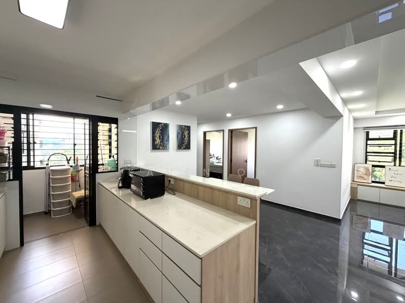 467B Bukit Batok West Avenue 9, 467B Bukit Batok West Avenue 9, 3 Bedrooms, 1,216 sqft, HDB Flat For Sale, by Kaven Oh, 500187050 - Kitchen - PropertyGuru.com.sg