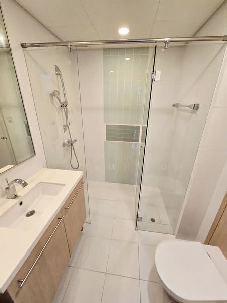 The Sail @ Marina Bay, 6 Marina Boulevard, Boat Quay / Raffles Place / Marina, 4 Bedrooms, 2,099 sqft, Condominium For Sale, by Benjamin Oh, 500187059 - Bathroom - PropertyGuru.com.sg