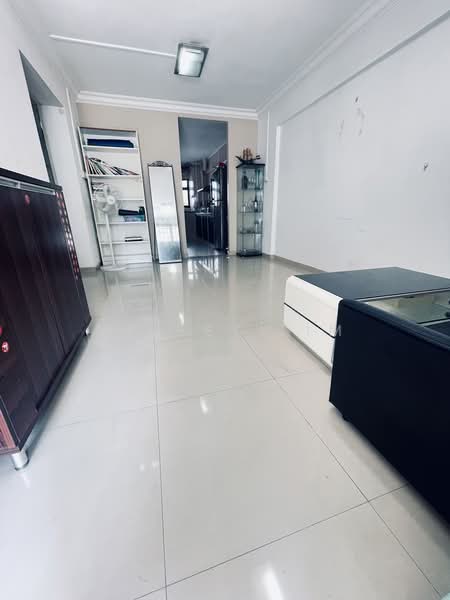 146 Potong Pasir Avenue 1, 146 Potong Pasir Avenue 1, 2 Bedrooms, 688 sqft, HDB Flat For Sale, by Ernest Lim, 500187063 - Living Room - PropertyGuru.com.sg