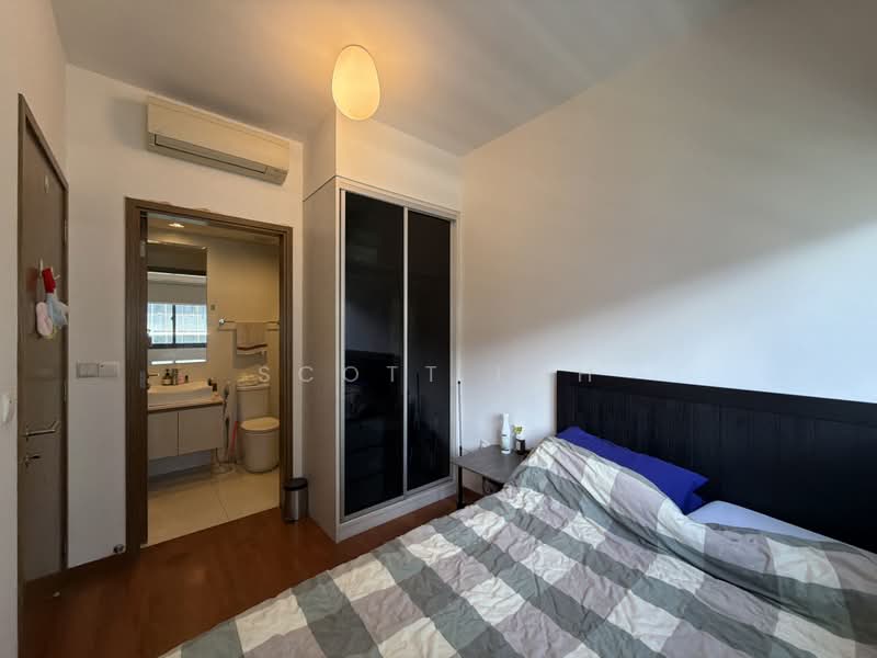 38 I Suites, 38 Ipoh Lane, 2 Bedrooms, 689 sqft, Condominium For Sale, by Scott Loh, 500187064 - Master Bedroom - PropertyGuru.com.sg