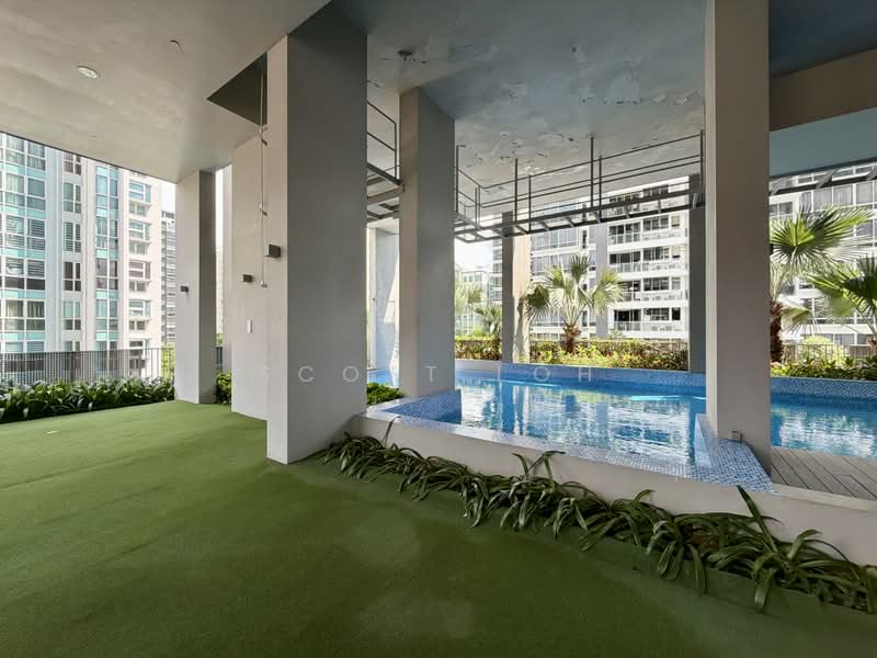 38 I Suites, 38 Ipoh Lane, 2 Bedrooms, 689 sqft, Condominium For Sale, by Scott Loh, 500187064 - Putting Green & Jacuzzi - PropertyGuru.com.sg