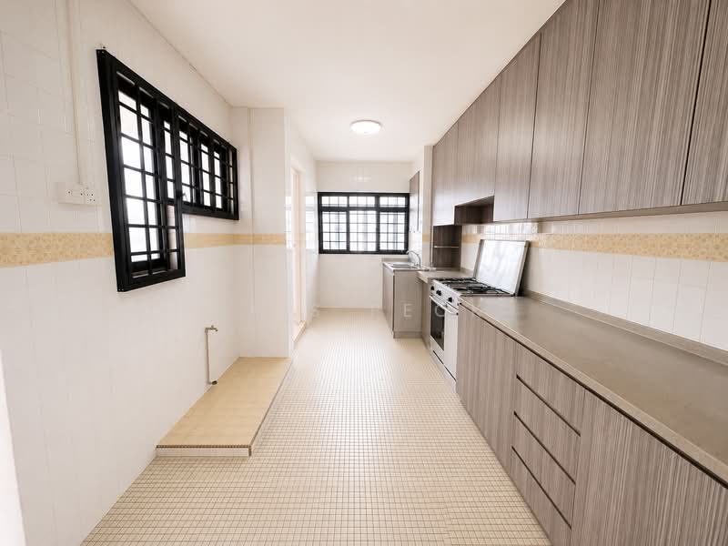 601 Bedok Reservoir Road, 601 Bedok Reservoir Road, 3 Bedrooms, 1,302 sqft, HDB Flat For Sale, by Iris Peck, 500187066 - Kitchen - PropertyGuru.com.sg