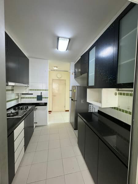 450 Yishun Ring Road, 450 Yishun Ring Road, Room Rental, 220 sqft, HDB Flat For Rent, by Stella Kuek, 500187067 - Kitchen - PropertyGuru.com.sg