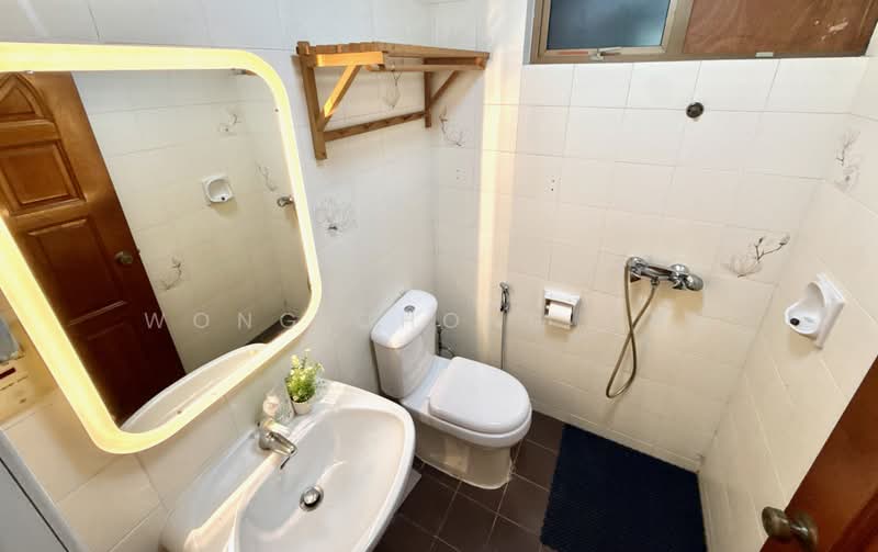 Cashew Park Condo, 50 Cashew Road, 2 Bedrooms, 893 sqft, Condominium For Sale, by Wong Chong Onn, 500187071 - Bathroom - PropertyGuru.com.sg