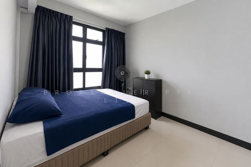 420B Northshore Drive, 420B Northshore Drive, 3 Bedrooms, 1,238 sqft, HDB Flat For Sale, by JOHN YEO, 500187072 - Bedroom - PropertyGuru.com.sg