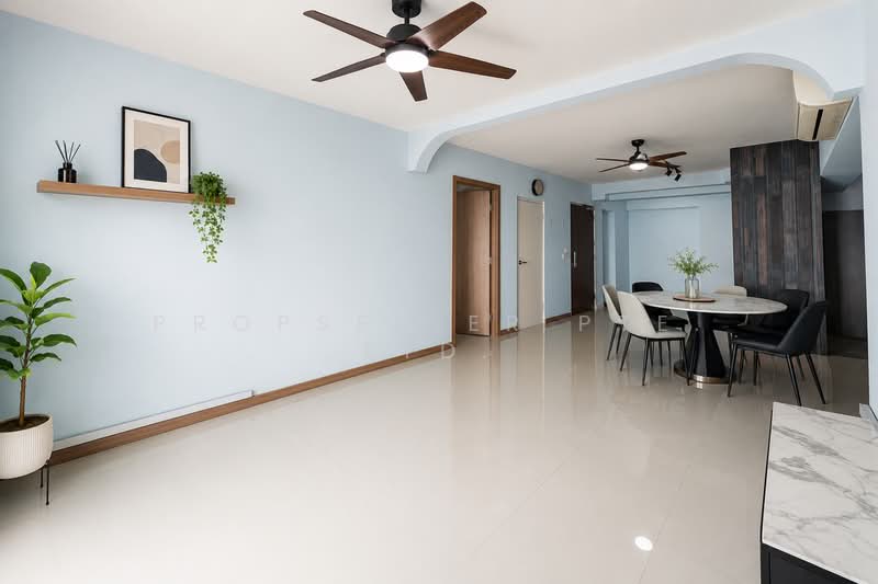 420B Northshore Drive, 420B Northshore Drive, 3 Bedrooms, 1,238 sqft, HDB Flat For Sale, by JOHN YEO, 500187072 - Living Room - PropertyGuru.com.sg