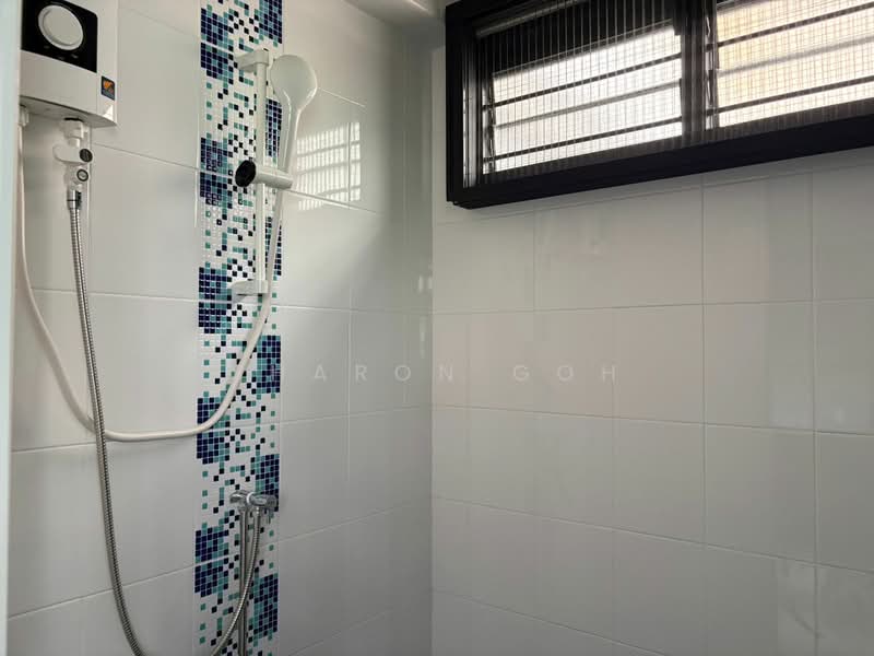 19 Marsiling Lane, 19 Marsiling Lane, 3 Bedrooms, 650 sqft, HDB Flat For Rent, by Sharon Goh, 500187078 - Bathroom - PropertyGuru.com.sg