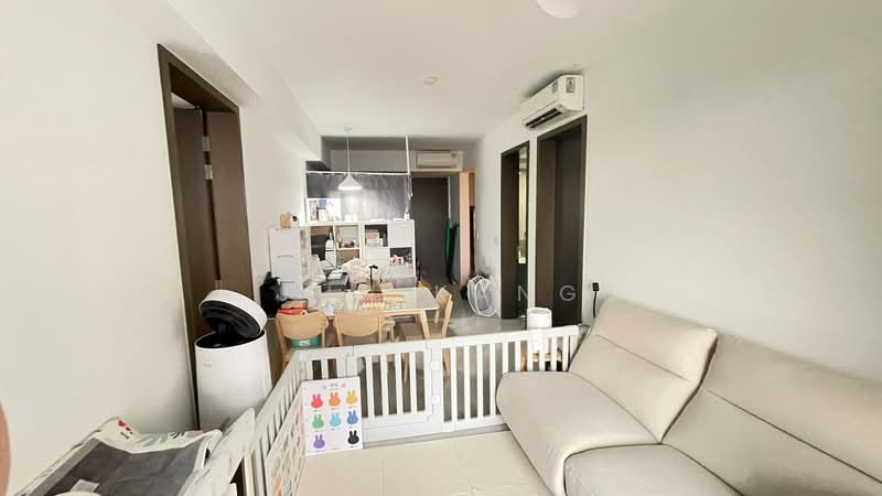 Clavon, Clementi Avenue 1, 2 Bedrooms, 764 sqft, Condominium For Sale, by Jun Kang, 500187083 - Living Room - PropertyGuru.com.sg