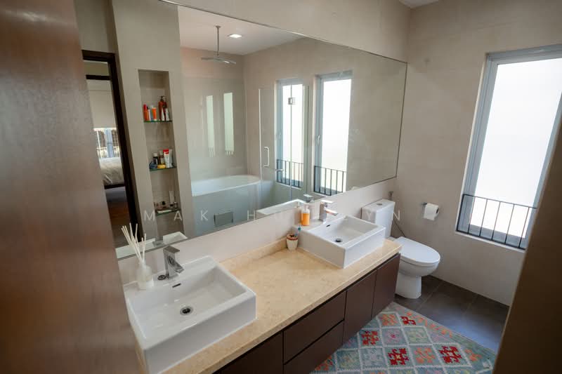 NS Facing! Next to Park! Modern Rustic 2.5 Storey Semi Detached in Hillview Estate, Chu Yen St / Jln Dermawan / Jln Remaja, 5 Bedrooms, 3,200 sqft, Semi-Detached House For Sale, by Mak Hui Lyn, 500187100 - Bathroom - PropertyGuru.com.sg