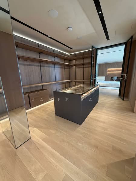 Brand new GCB! Bring Your Luggage! High End fittings and furniture with lift, pool, wine cellar!, , 7 Bedrooms, 15,000 sqft, Good Class Bungalow For Sale, by James Jau, 500187103 - Walk in wardrobe - PropertyGuru.com.sg