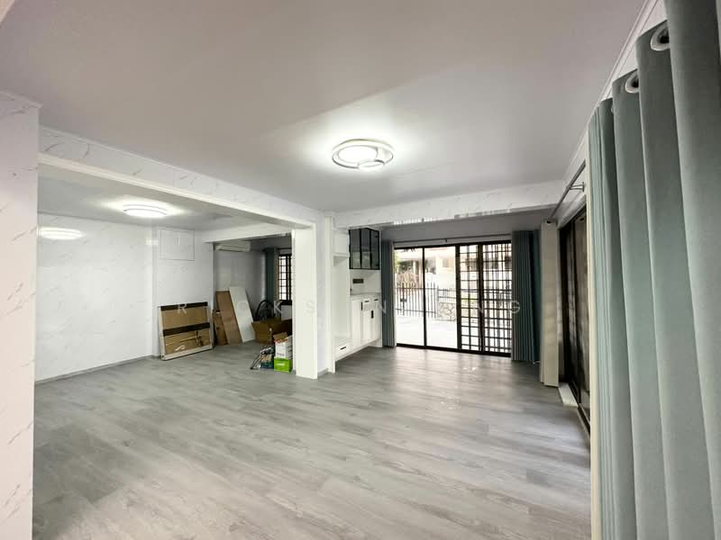 Telok Kurau, East Coast, Telok Kurau, 5 Bedrooms, 2,800 sqft, Corner Terrace For Rent, by Rickson Ong, 500187148 - Living Room - PropertyGuru.com.sg