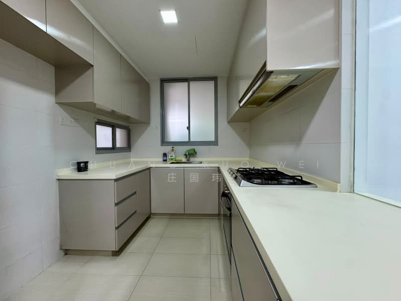 Prive, 35 Punggol Field, 3 Bedrooms, 1,604 sqft, Executive Condominium For Sale, by Chuang Kuo Wei 庄国玮, 500187149 - Kitchen - PropertyGuru.com.sg