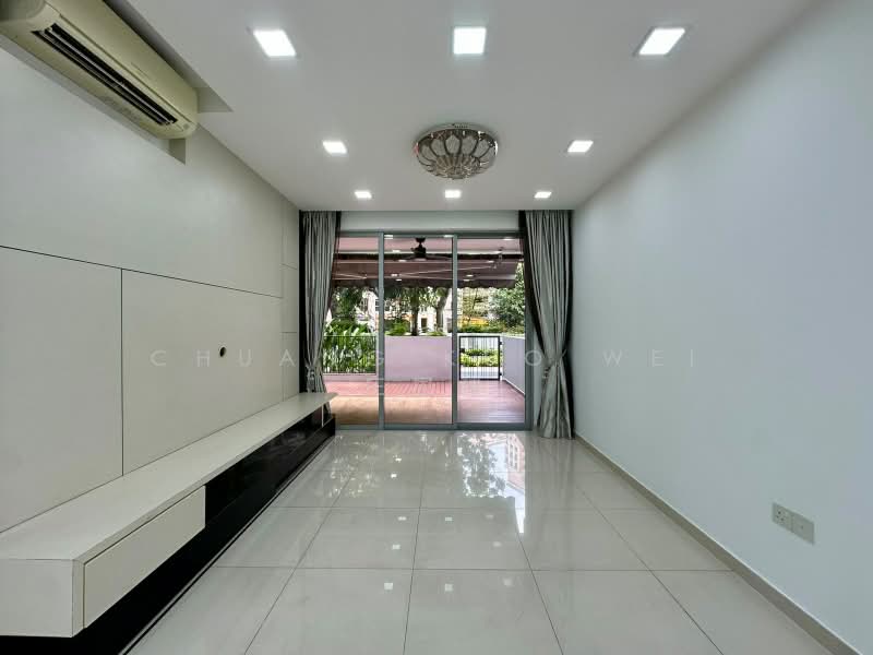 Prive, 35 Punggol Field, 3 Bedrooms, 1,604 sqft, Executive Condominium For Sale, by Chuang Kuo Wei 庄国玮, 500187149 - Living Room - PropertyGuru.com.sg