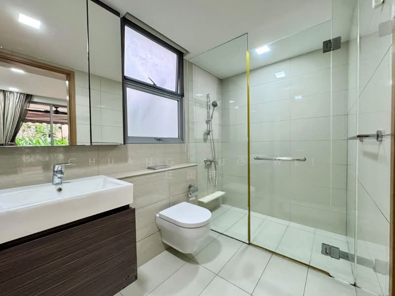 Prive, 35 Punggol Field, 3 Bedrooms, 1,604 sqft, Executive Condominium For Sale, by Chuang Kuo Wei 庄国玮, 500187149 - Bathroom - PropertyGuru.com.sg