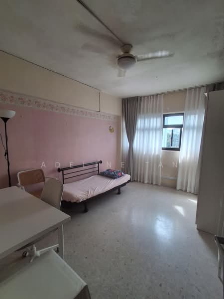 67 Telok Blangah Drive, 67 Telok Blangah Drive, Room Rental, 200 sqft, HDB Flat For Rent, by Adeline Tan, 500187153 - Bedroom - PropertyGuru.com.sg