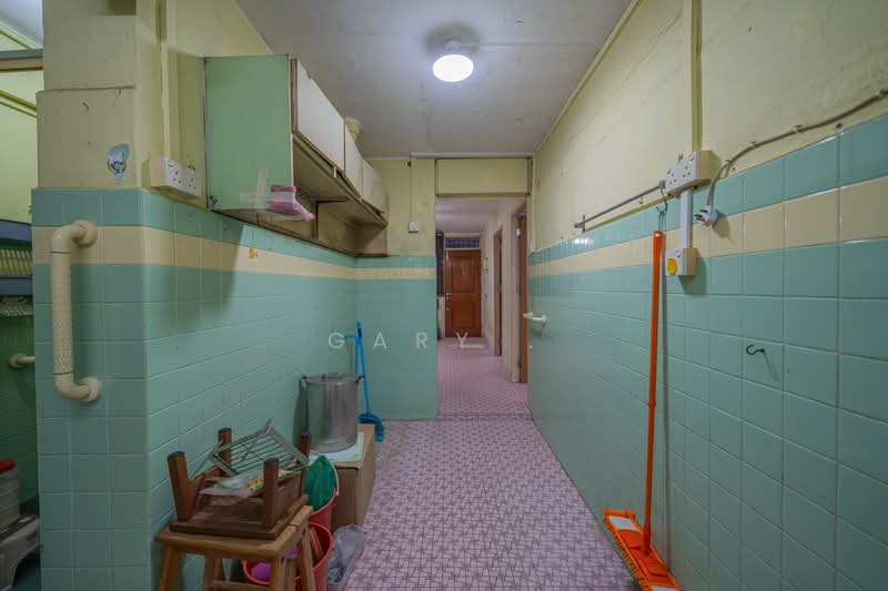 35 Jalan Bahagia, 35 Jalan Bahagia, 2 Bedrooms, 603 sqft, HDB Flat For Sale, by Gary ., 500187155 - Kitchen - PropertyGuru.com.sg