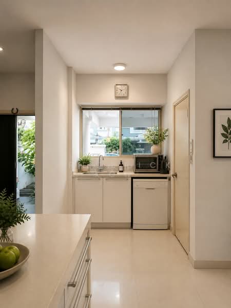 POH HUAT ROAD⚡Private Pool ⚡Serangoon North MRT, , 4 Bedrooms, 3,300 sqft, Terraced House For Sale, by Frederick Koh, 500187160 - Kitchen - PropertyGuru.com.sg
