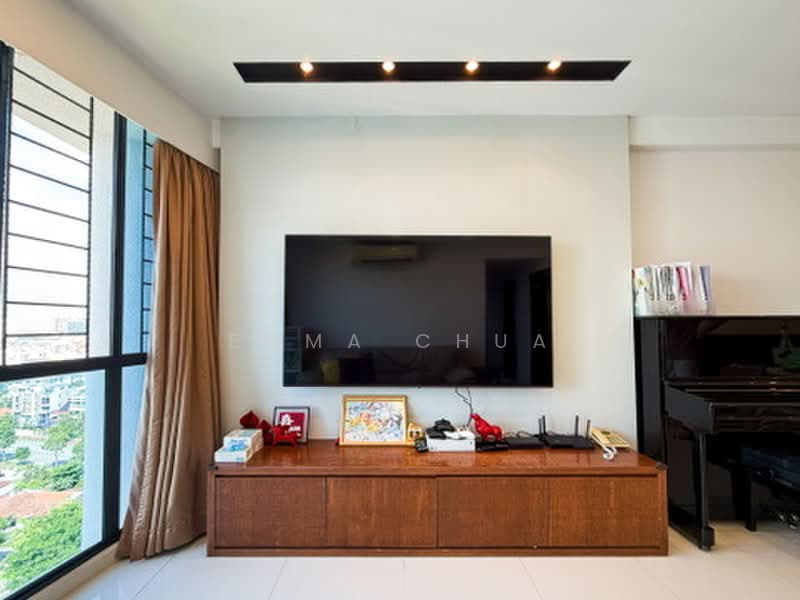 Dunman View, 100 Haig Road, 3 Bedrooms, 1,173 sqft, Condominium For Sale, by Emma Chua, 500187178 - Living Room - PropertyGuru.com.sg