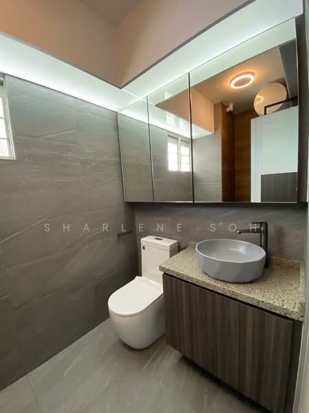 127D Kim Tian Road, 127D Kim Tian Road, 3 Bedrooms, 947 sqft, HDB Flat For Sale, by Sharlene Soh, 500187179 - Bathroom - PropertyGuru.com.sg