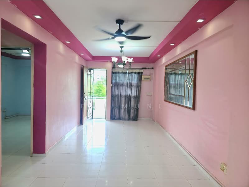 45 Chai Chee Street, 45 Chai Chee Street, 2 Bedrooms, 732 sqft, HDB Flat For Sale, by Fai Muni, 500187187 - Living Room - PropertyGuru.com.sg