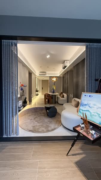 Nava Grove, 38 Pine Grove, 2 Bedrooms, 786 sqft, Condominium For Sale, by Joji Lin, 500187208 - Living Room - PropertyGuru.com.sg