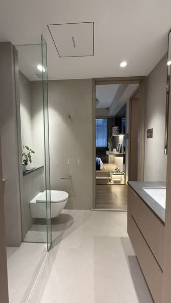 Nava Grove, 38 Pine Grove, 2 Bedrooms, 786 sqft, Condominium For Sale, by Joji Lin, 500187208 - Bathroom - PropertyGuru.com.sg