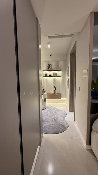 Nava Grove, 38 Pine Grove, 2 Bedrooms, 786 sqft, Condominium For Sale, by Joji Lin, 500187208 - Corridor - PropertyGuru.com.sg